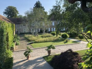 Siège de Truffaut extérieur